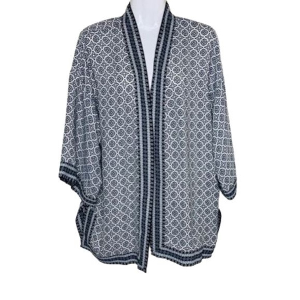 💋Max Studio black/cream geometric design jacket.